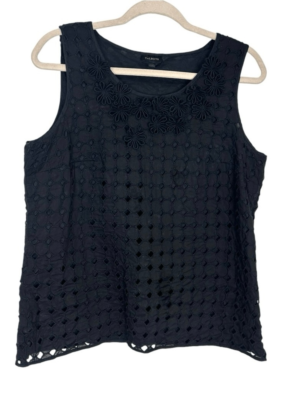 Talbots Black Eyelet Floral Appliqué Sleeveless Camisole, 100% cotton, size 6P